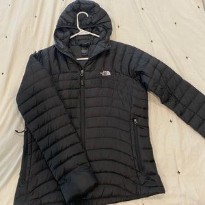 North Face packable coat size Medium
